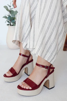 کفش پاشنه‌بلند کلاسیک زنانه polka-store polka-store