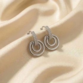 گوشواره نقره‌ای آویز دایره‌ای نگین‌دار