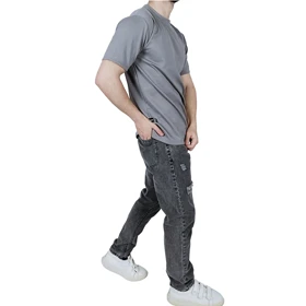 تیشرت آستین کوتاه ساده طوسی تیره طرح بیسکویتی