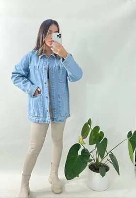 کت جین بلند ابی‌روشن