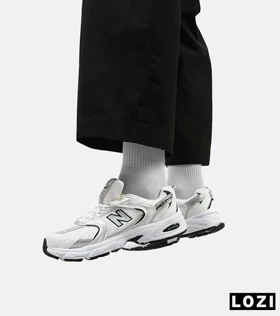 کفش کتانی مردانه و زنانه سفید نقره ای NEW BALANCE 530 مدل 3143