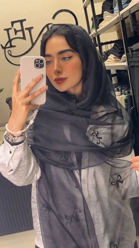 شال حریر گلدوزی پاپیون وارداتی 4187