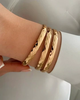 دستبند النگویی چند وجهی ژوپینگ