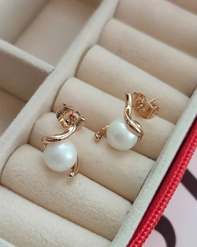 گوشواره میخی مروارید کانیا ژوپینگ