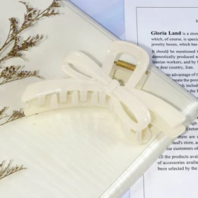 کلیپس مو زنانه مدل پاپیونی کد G_Lnd_1525