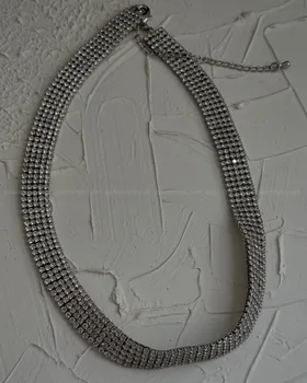 چوکر نگینی