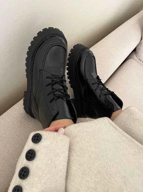 نیم بوت بندی