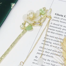 گیره مو زنانه مدل کانزاشی آویز دار کد G_Lnd_3151