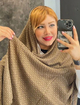 شال پلیسه طرحدار ماندانا کد : L175