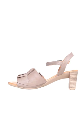 صندل زنانه بوئنو bueno