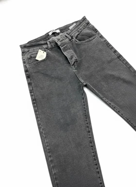 شلوار جین راسته مردانه رنگ طوسی مخصوص افراد کلاسیک پوش / بدون زاپ