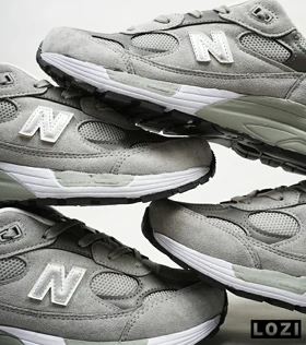 کفش کتانی طوسی سبز Newbalance 992