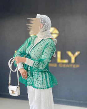 مانتو عروسکی