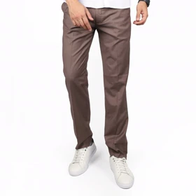 شلوار پارچه‌ای اسلیم فیت مردانه آریا مدل 3701395