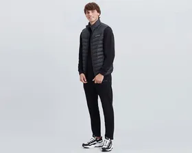 جلیقه M Essential Vest PC_S202174-001