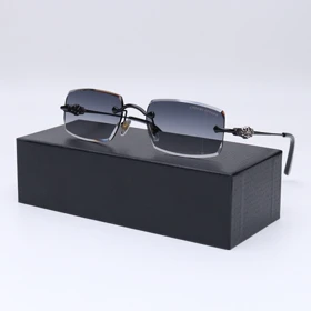 عینک از برند CHROME HEARTS کد 181424