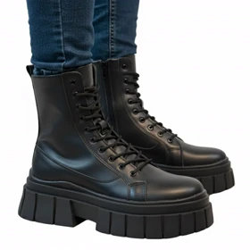 بوت مردانه برشکا