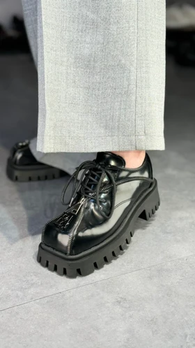 لوفر زارا کلاسیک زیپی L6024