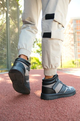 بوت و نیم بوت مردانه ریکن riccon