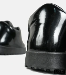 نیم بوت مردانه و زنانه مشکی ورنی UGG مدل 7124