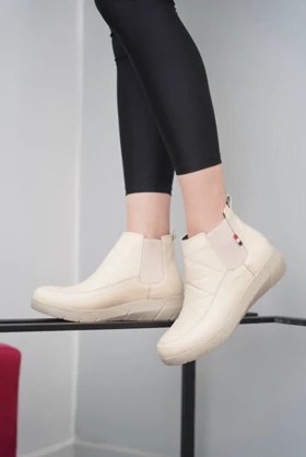 بوت طبی زنانه زیکو