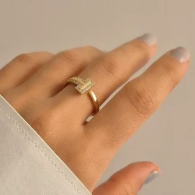 انگشتر فری سایز زنانه طرح T نگین‌دار - کد 4046
