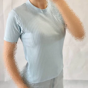 تیشرت کرکره‌ای زنانه فیت تابستانی | آیوی برند