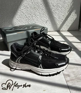 کتانی نایک ومرو nike vomero