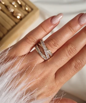 انگشتر طرح طلا