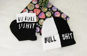 کلاه بافت bull shit
