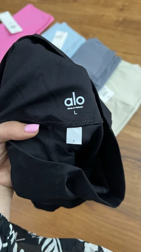 بایکر ورزشی زنانه الویوگا Aloyoga