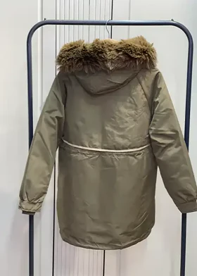 کاپشن دو رنگ