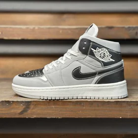 کتانی زنانه جردن ساق‌دار