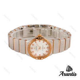 ساعت امگا کانسلیشن زنانه دورنگ رزگلد ایندکس نگین w-6874