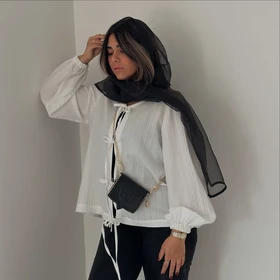 شومیز بند گره‌ای