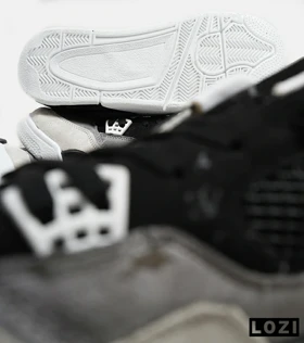 کتانی ساق‌دار بزرگ پا طوسی مشکی Nike air jordan 4