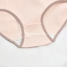 شورت زنانه کبریتی ساده خرگوش