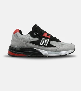 کفش کتانی طوسی مشکی قرمز Newbalance 992
