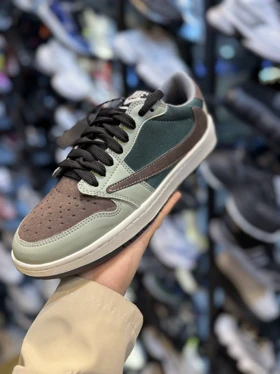 کتانی مردانه تراویس اسکات