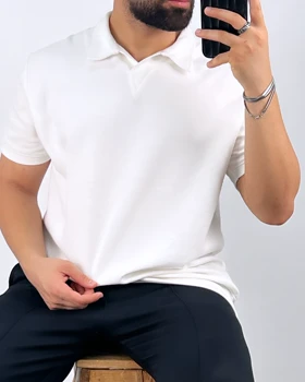 تی‌شرت یقه شکاری