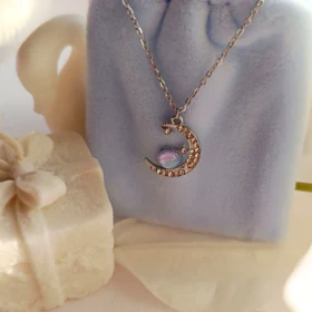 ماه و ستاره