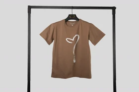 تیشرت زنانه سوپرنخ مدل رژلب