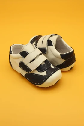 کفش های روزمره بچگانه db-kids
