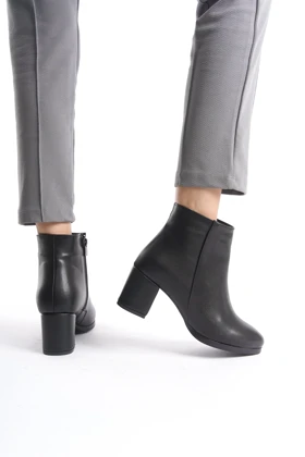 بوت و نیم بوت زنانه marinarosse marinarosse