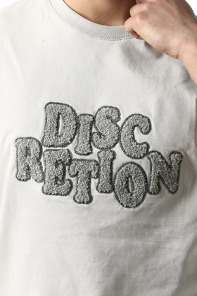 تیشرت آستین کوتاه گلدوزی مردانه