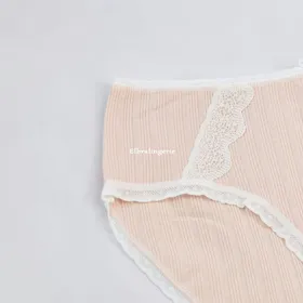 شورت زنانه کبریتی گل ناز