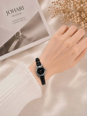 ساعت مچی زنانه گرد چرمی کد W463 (مشکی)