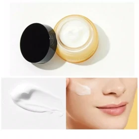 کرم روشن کننده صورت کوزارکس، مدل Propolis Light مناسب انواع پوست حجم 65 میلی‌لیتر