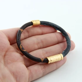 دستبند زنانه بنگل چنل مگنتی