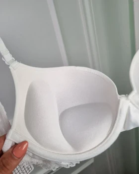 سوتین زنانه جکدار گیپور leen